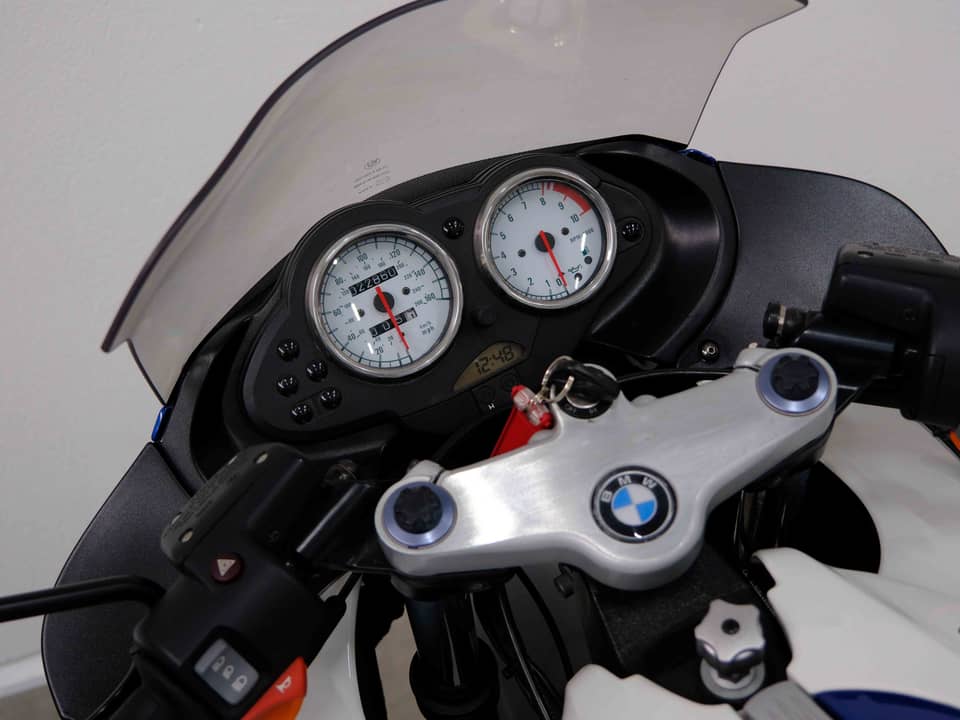 Imagen 68/81 de BMW R 1100 S (2005)