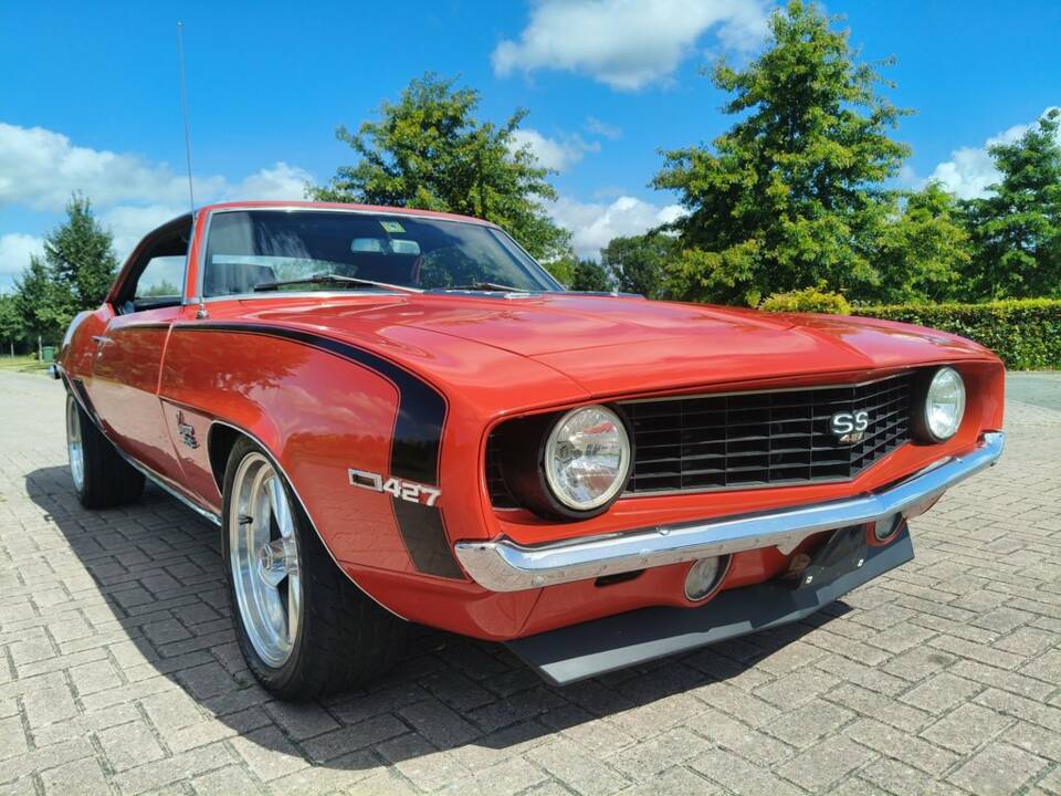 Image 6/8 of Chevrolet Camaro SS 427 (1969)