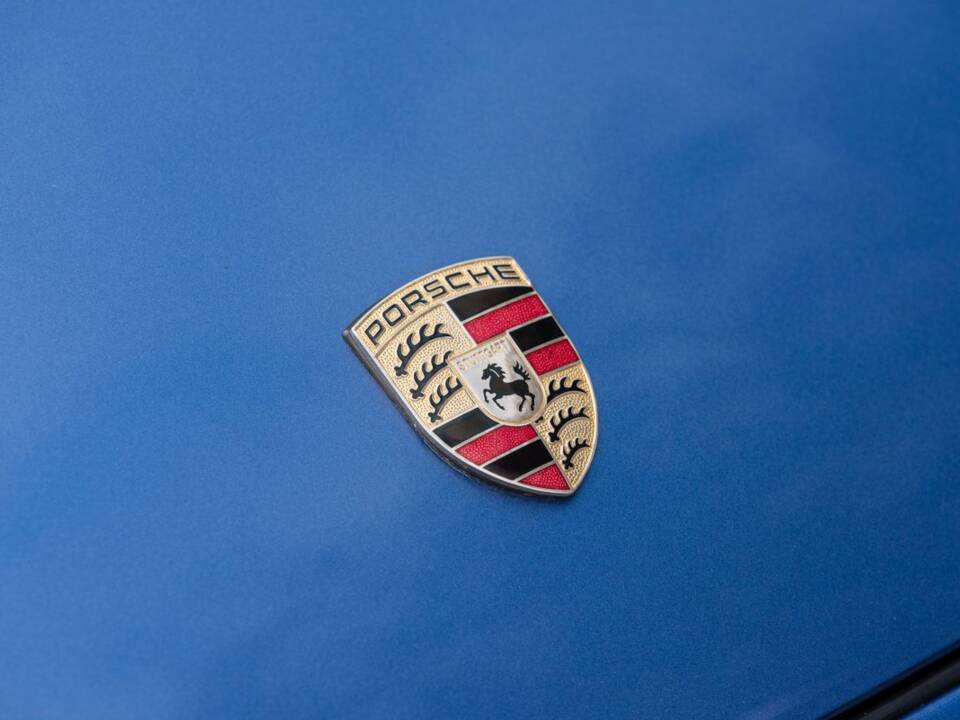 Image 16/41 of Porsche 911 Carrera S (1997)