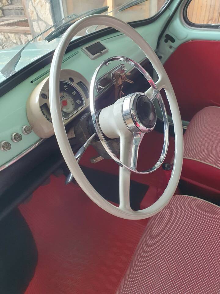 Image 3/8 de FIAT 600 D (1961)