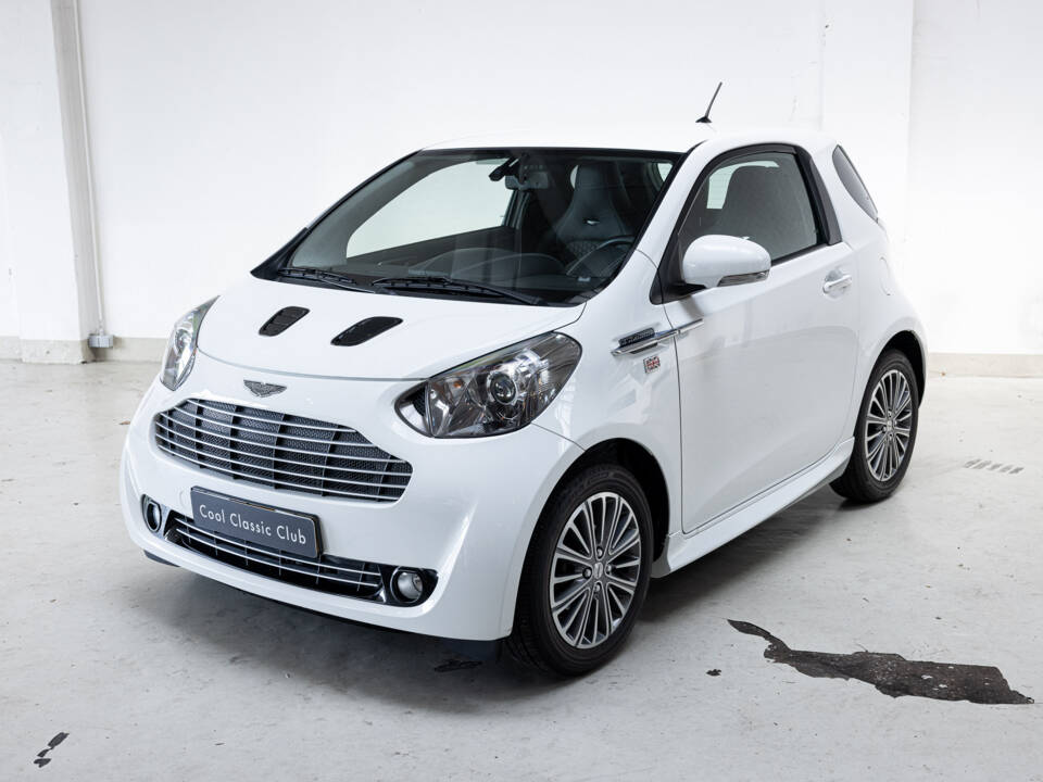 Image 31/32 of Aston Martin Cygnet (2012)