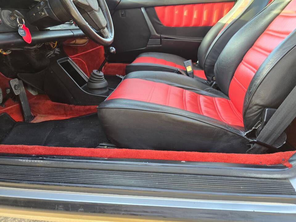 Image 30/88 of Porsche 911 Carrera 2.7 (US) (1974)