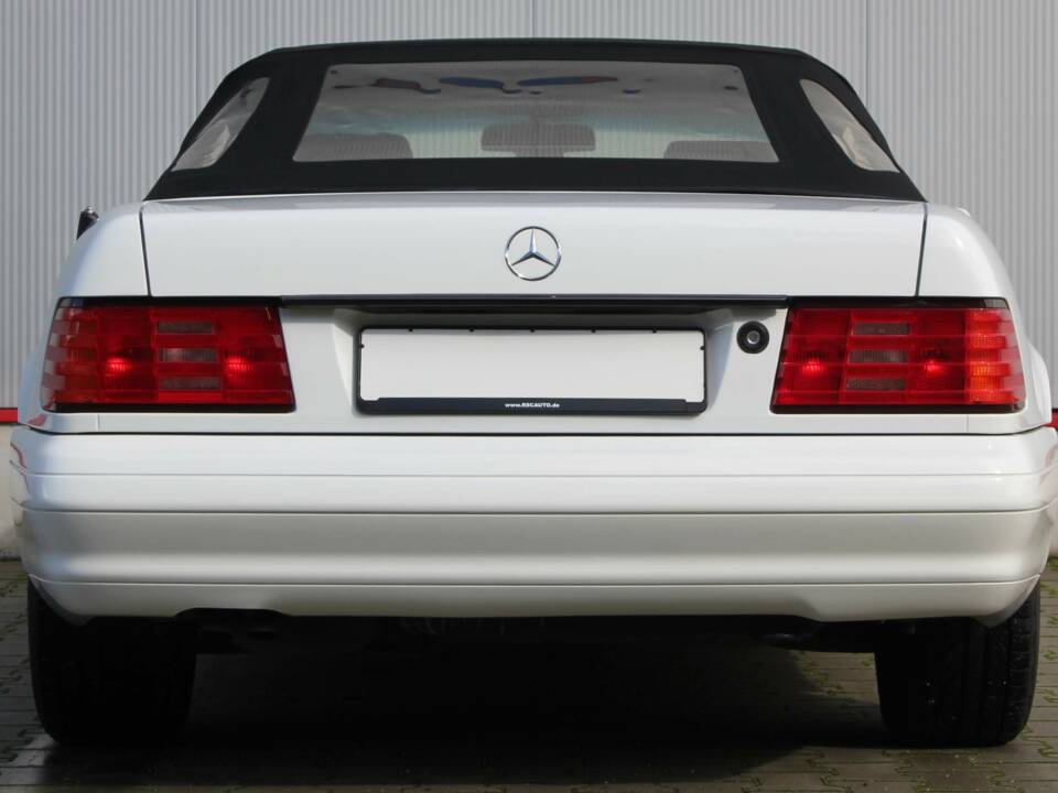 Afbeelding 6/34 van Mercedes-Benz SL 320 (1996)