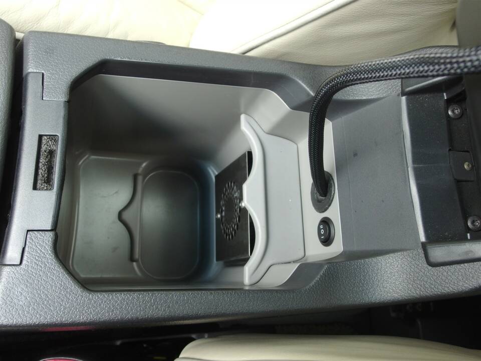 Bild 31/97 von Volvo XC90 V8 (2005)