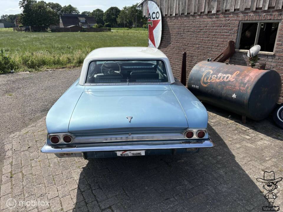Image 13/49 of Oldsmobile F-85 Jetfire (1962)