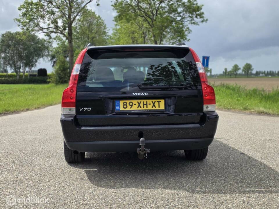 Immagine 13/40 di Volvo V 70 2.4 (2006)