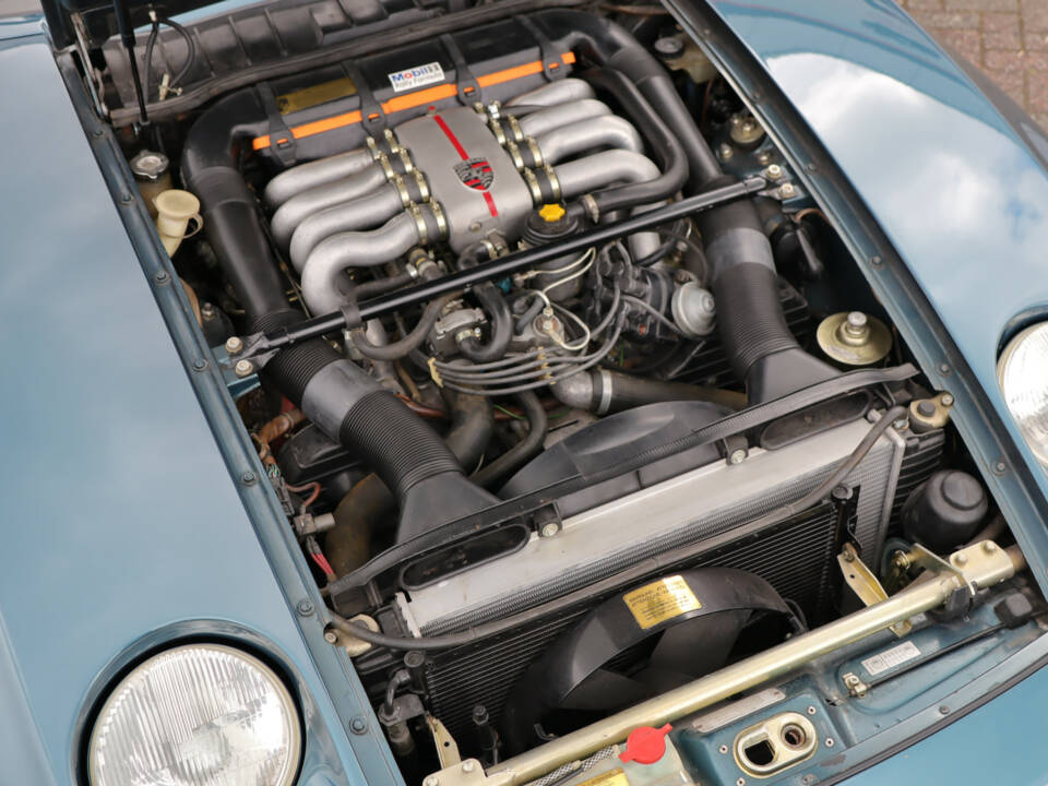 Bild 34/48 von Porsche 928 (1978)