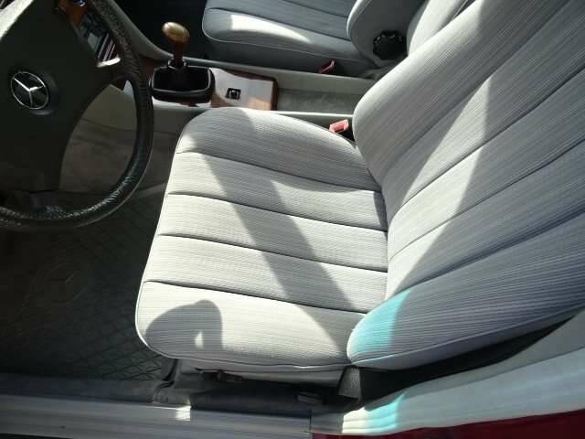 Bild 5/14 von Mercedes-Benz 230 E (1987)