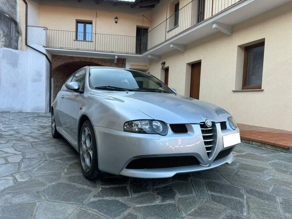 Image 3/10 of Alfa Romeo 147 3.2 GTA (2003)