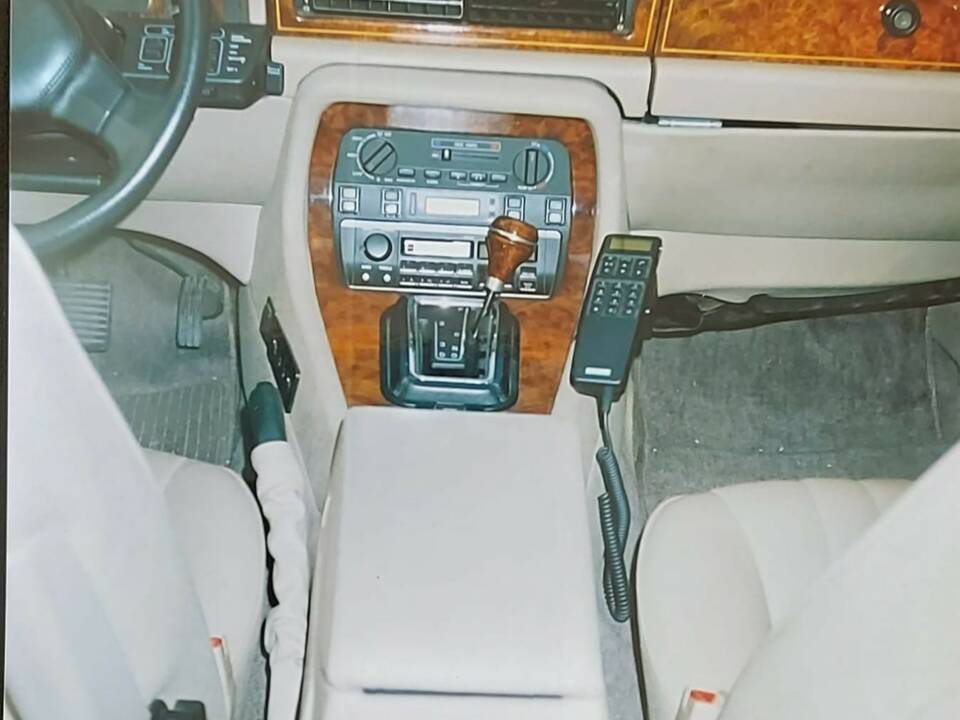Bild 10/16 von Jaguar XJ 40 4.0 (1992)