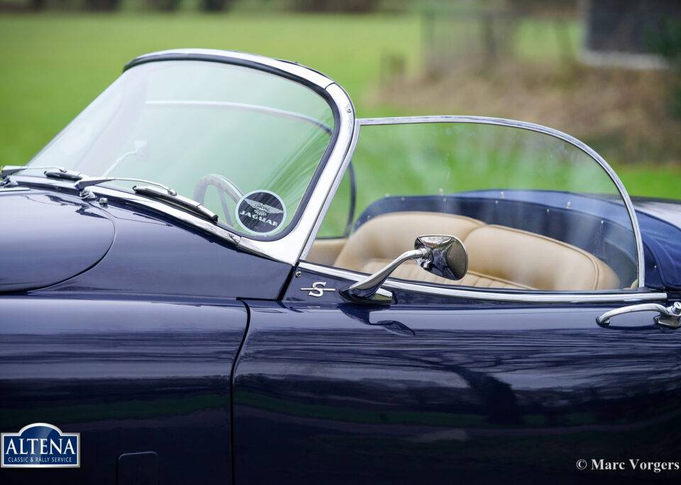 Afbeelding 7/46 van Jaguar XK 150 3.4 S OTS (1958)