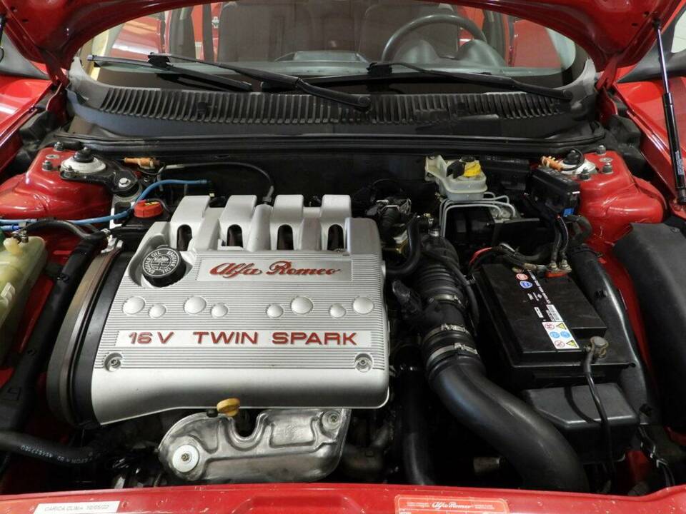 Imagen 10/15 de Alfa Romeo 156 1.8 TS 16V (1998)