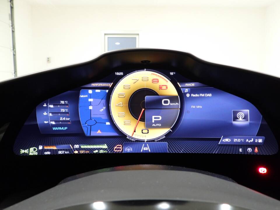 Image 7/15 of Ferrari 296 GTS (2025)