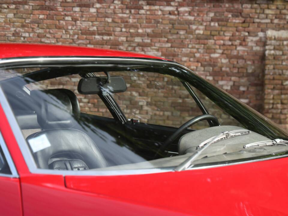 Afbeelding 29/50 van Ferrari 365 GTB/4 Daytona (1973)