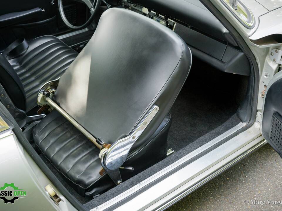 Image 15/57 of Porsche 911 2.0 (1968)