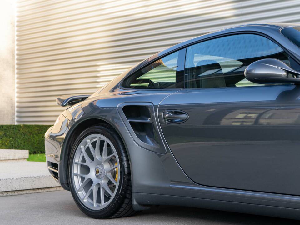 Bild 22/22 von Porsche 911 Turbo S (2012)