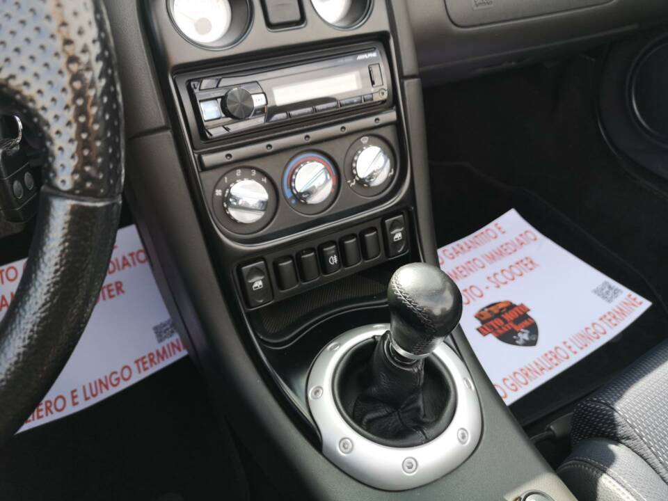 Bild 13/42 von MG TF 115 (2002)