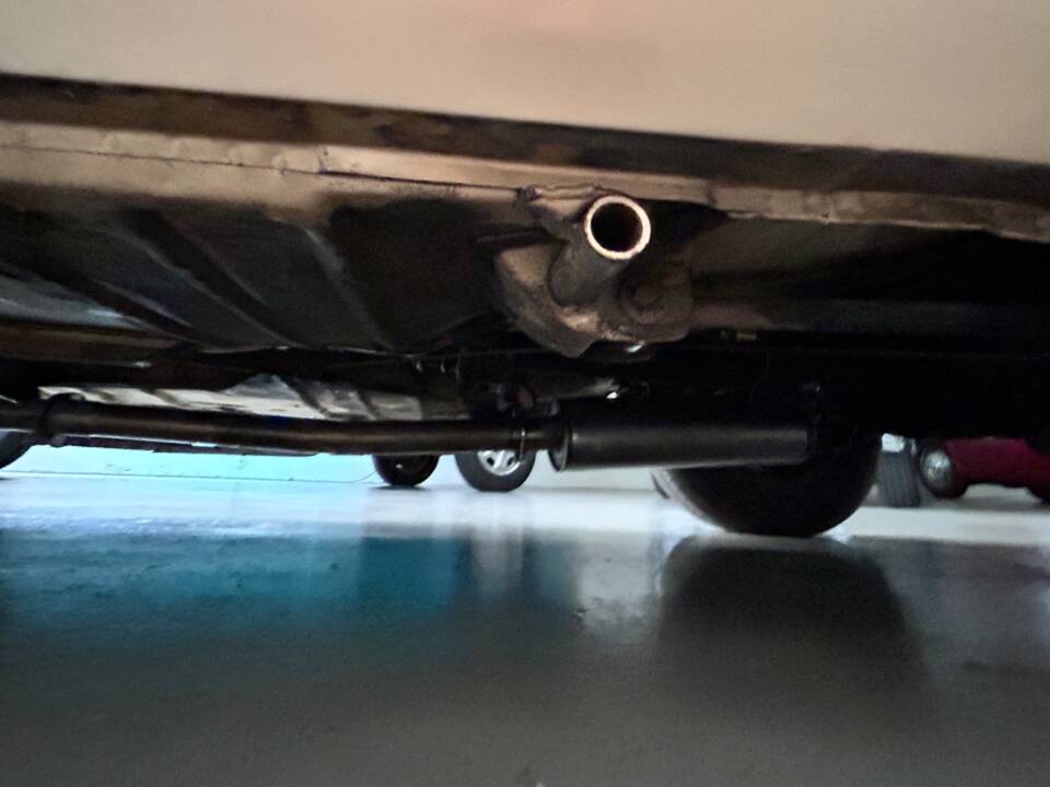 Image 24/35 of Opel GT 1900 (1970)