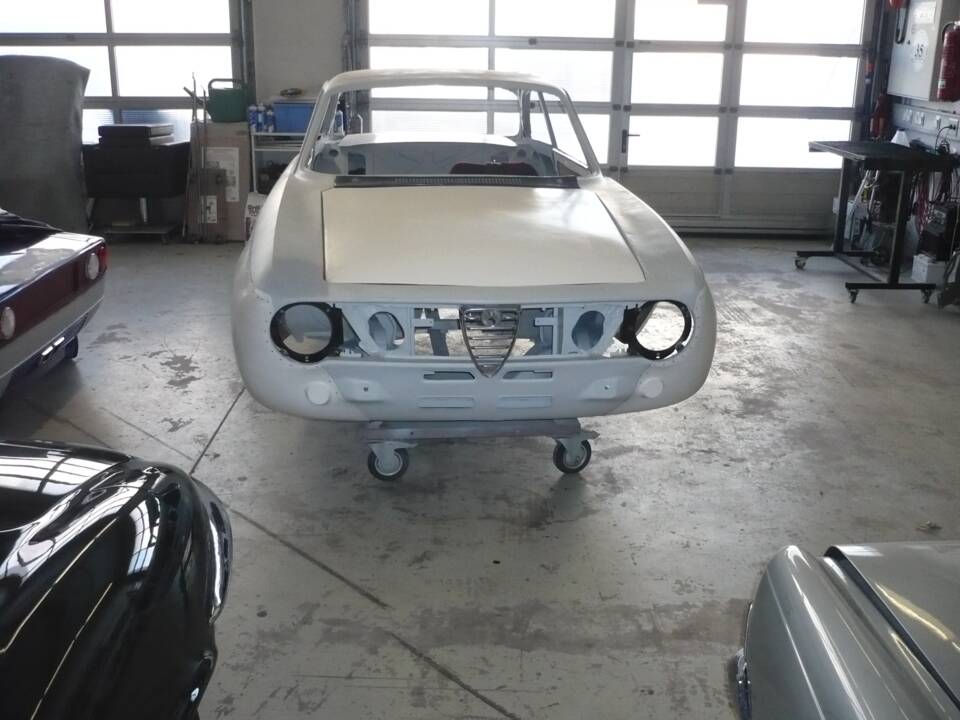Bild 81/100 von Alfa Romeo 1750 GT Veloce (1968)