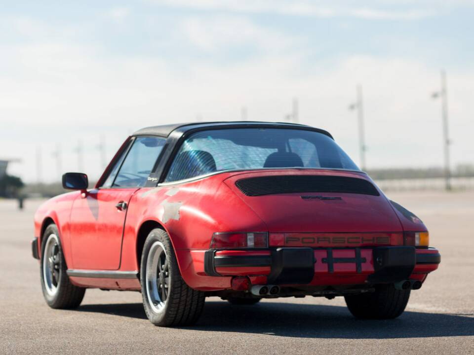 Image 4/10 de Porsche 911 SC 3.0 (1979)