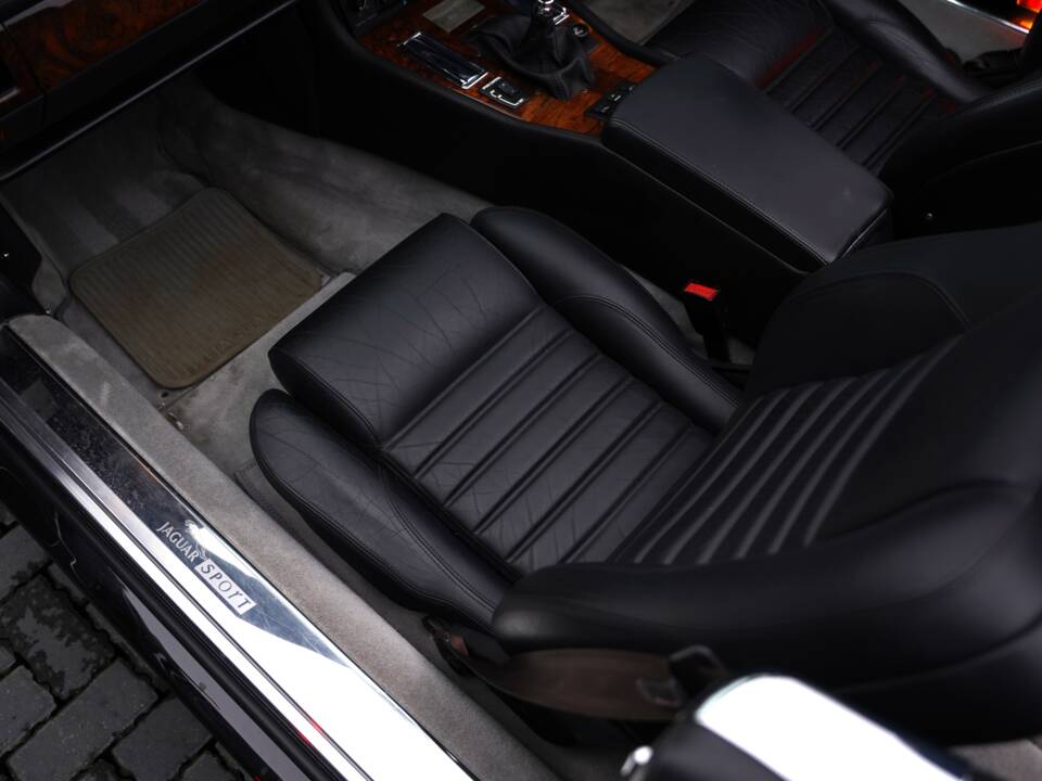 Imagen 20/50 de Jaguar XJS 6.0 V12 (1993)