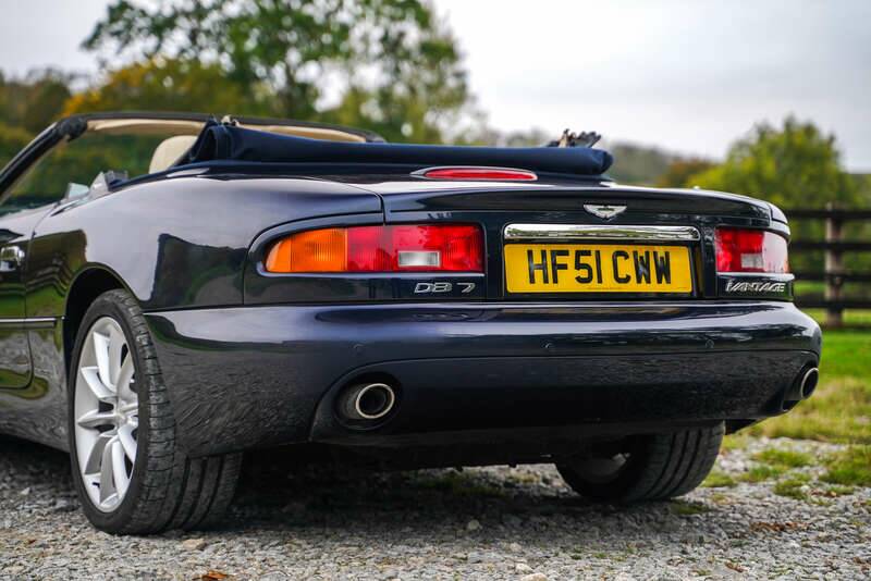 Bild 35/50 von Aston Martin DB 7 Vantage Volante (2002)