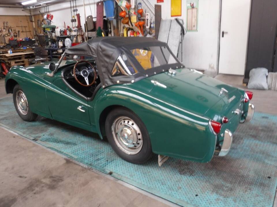 Image 12/50 de Triumph TR 3A (1960)