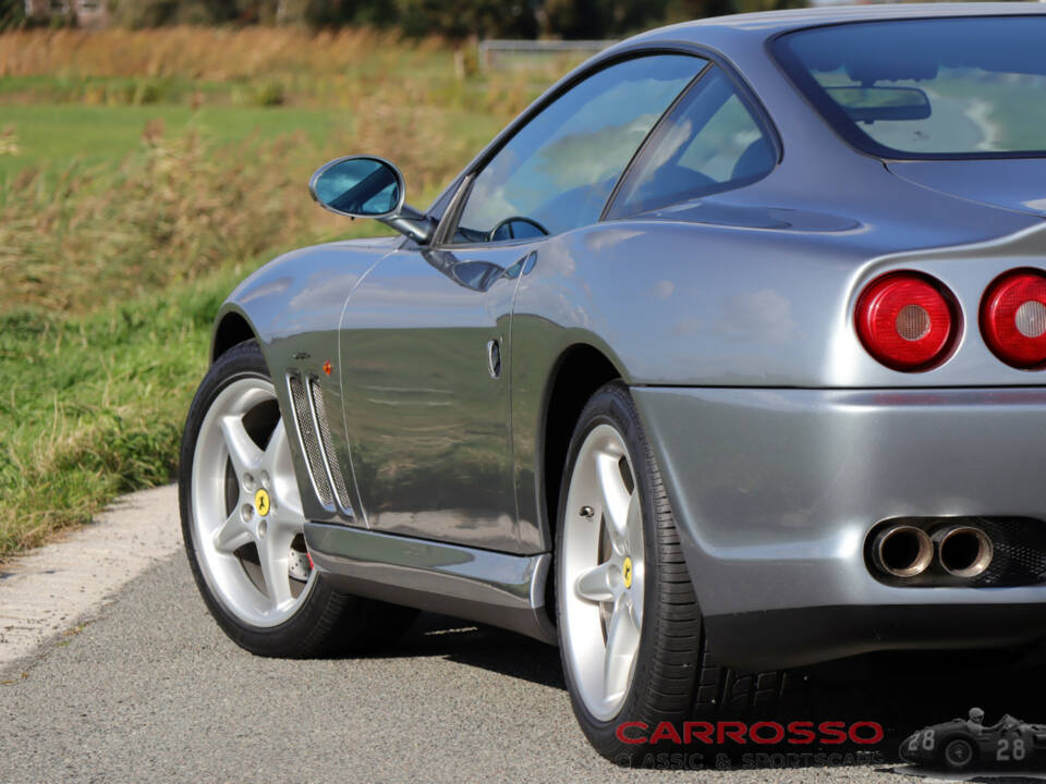 Image 14/50 de Ferrari 550 Maranello (1999)