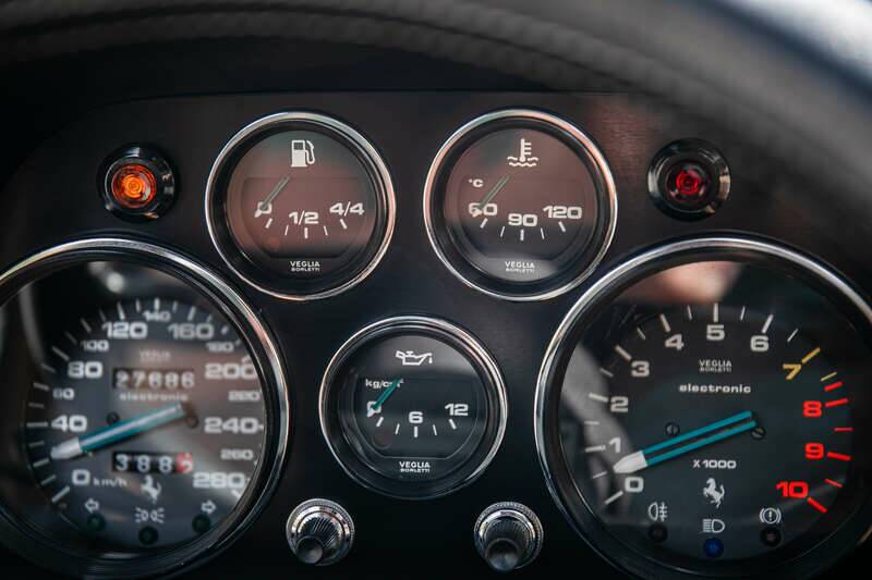 Image 11/50 of Ferrari 208 GTB Turbo (1985)
