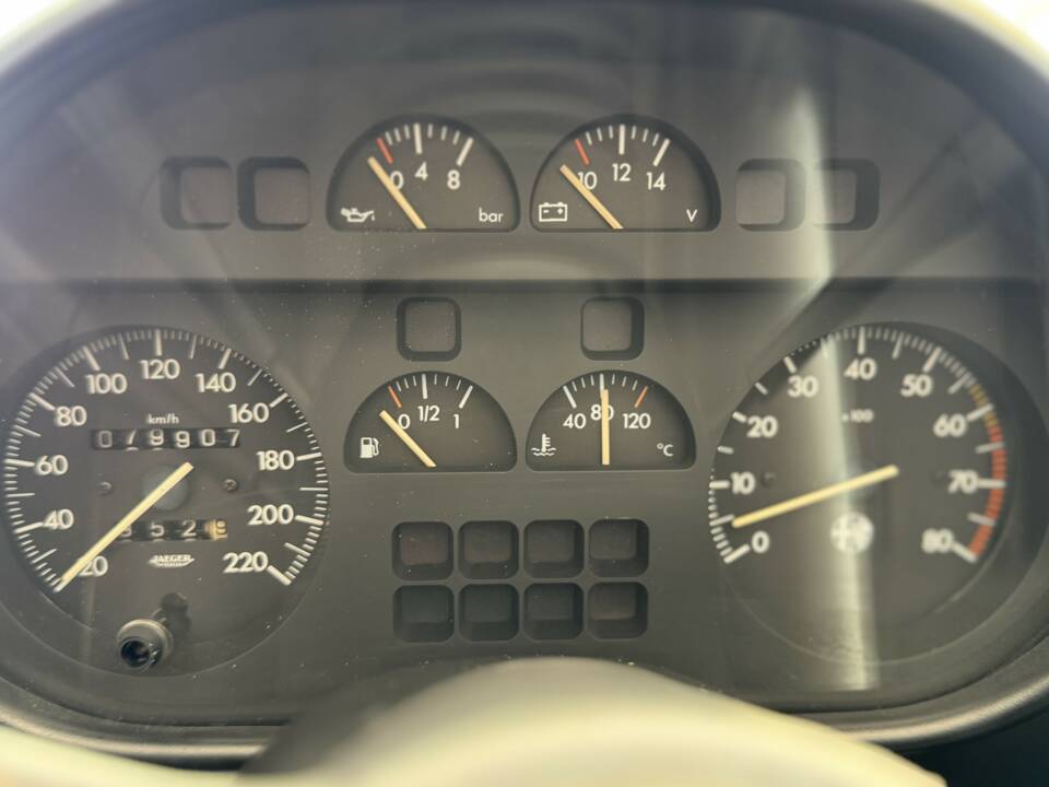 Bild 25/29 von Alfa Romeo 1.6 Spider (1992)