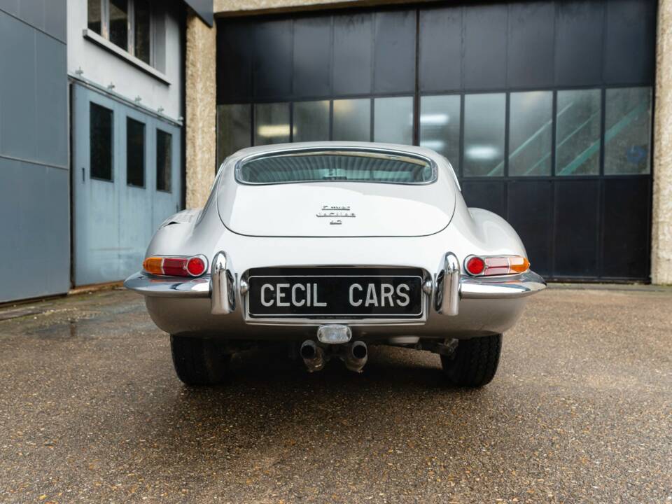 Bild 6/18 von Jaguar E-Type 4.2 (1965)