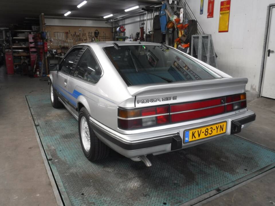 Image 7/43 of Opel Monza 2.5 E (1984)