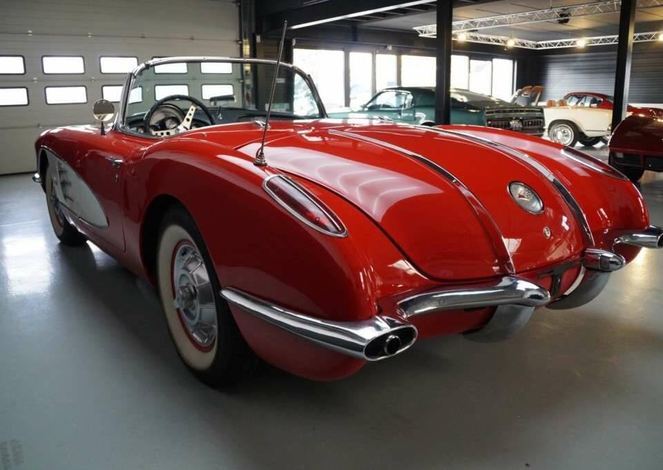 Image 41/50 of Chevrolet Corvette (1958)