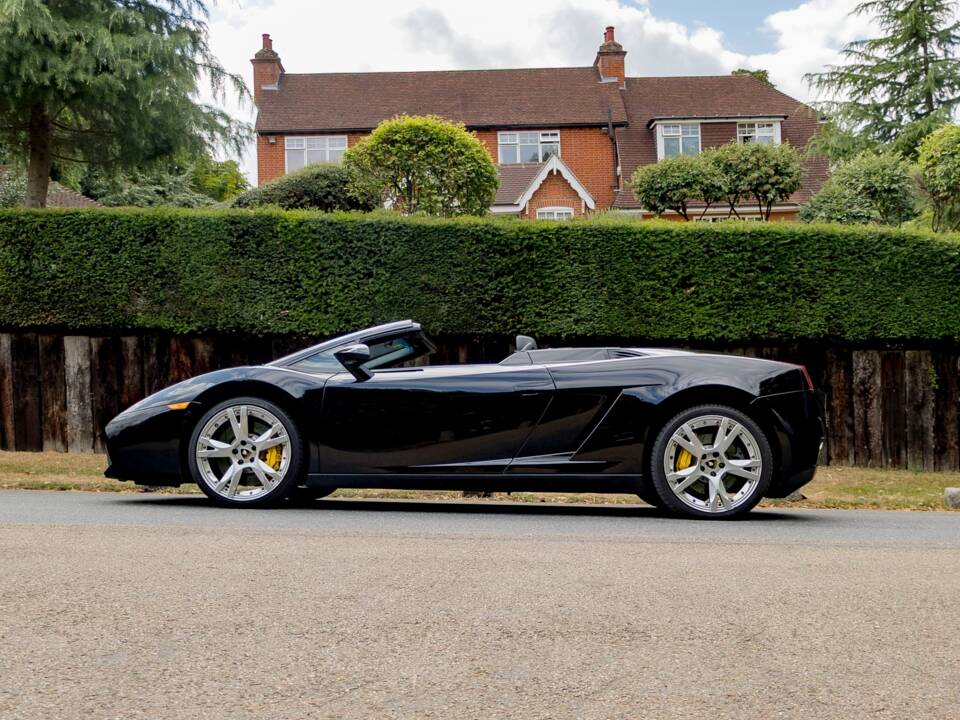 Afbeelding 76/99 van Lamborghini Gallardo (2007)