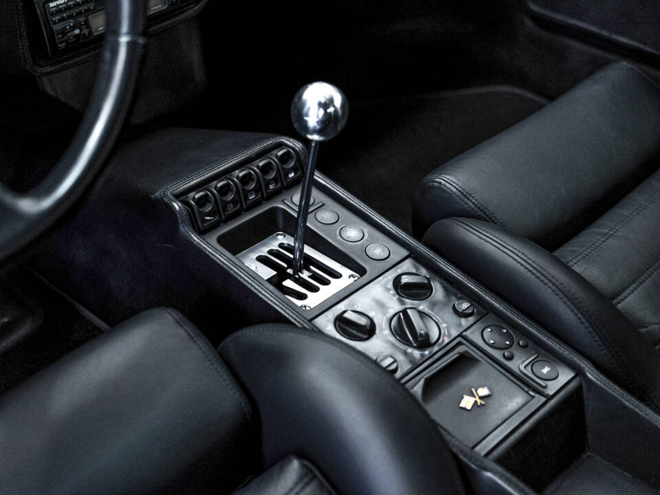 Image 32/55 of Ferrari F 355 Berlinetta (1994)