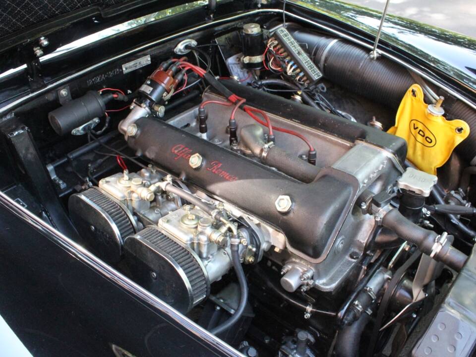 Imagen 7/20 de Alfa Romeo 2000 Spider (1960)