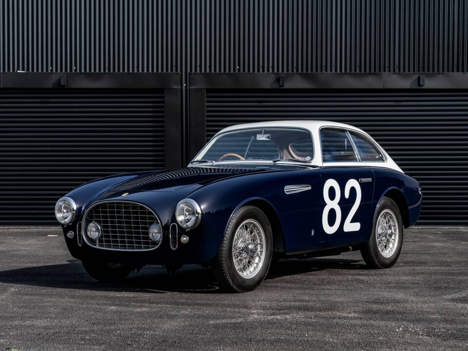 Image 27/61 of Ferrari 225 S (1952)