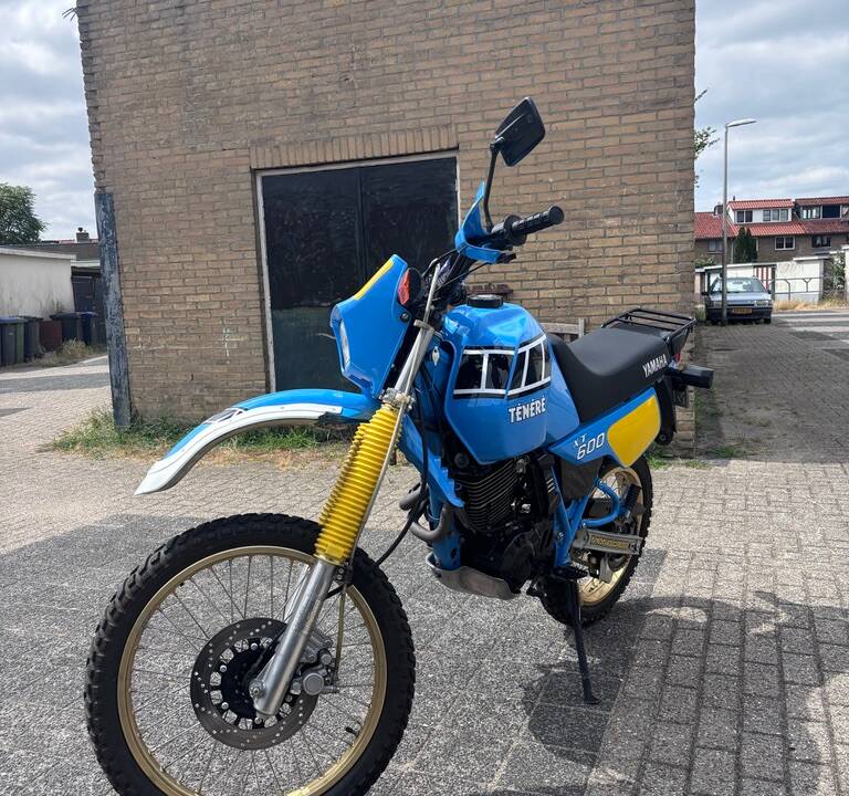 Bild 2/6 von Yamaha XT 600 Z Ténéré (1984)