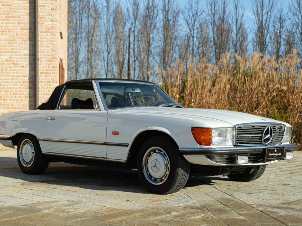 Bild 3/50 von Mercedes-Benz 280 SL (1989)