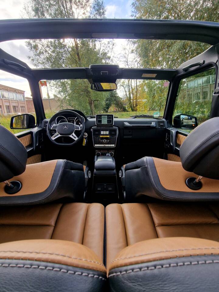 Immagine 38/92 di Mercedes-Benz G 500 Final Edition 200 (2013)