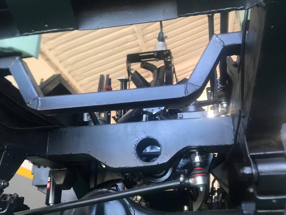 Image 14/39 of Land Rover Forward Control (1975)