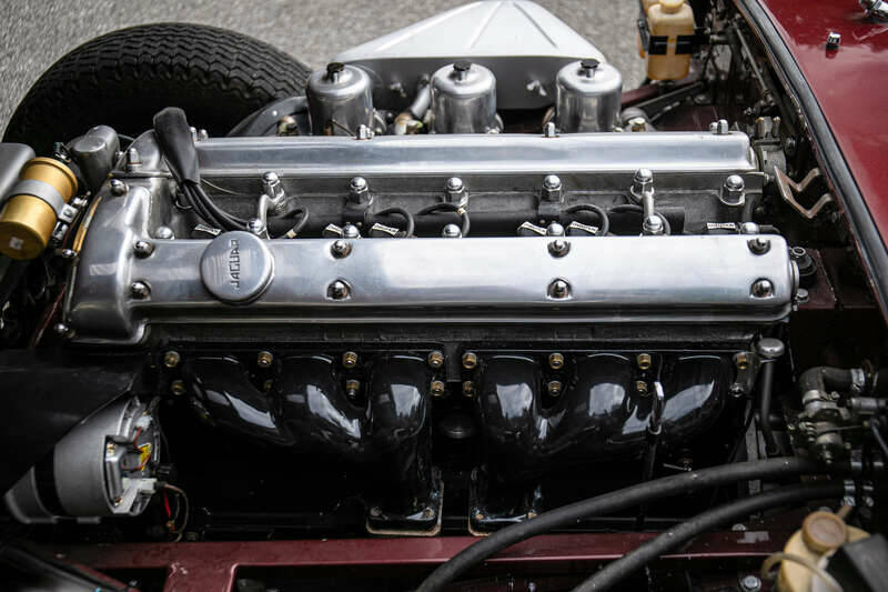 Image 17/40 de Jaguar Type E 4.2 (1967)