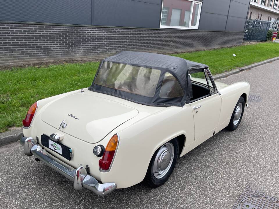 Image 13/22 of Austin-Healey Sprite Mk III (1966)