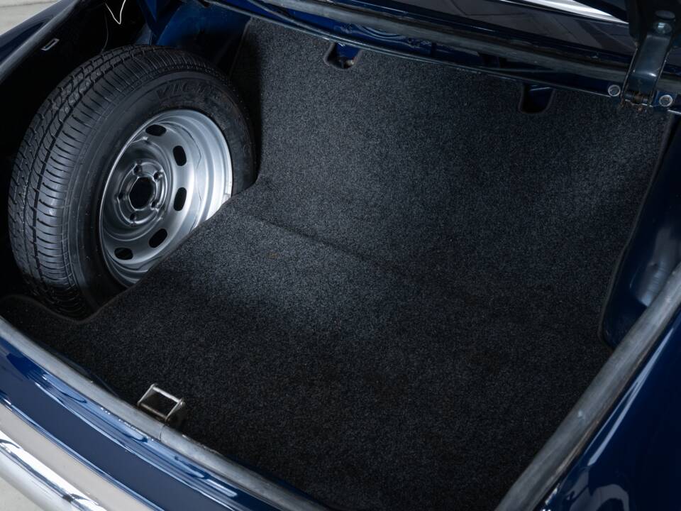 Image 25/30 of Volvo P 121 (1965)