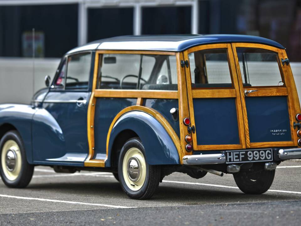 Image 8/50 of Morris Minor 1000 Traveller (1969)