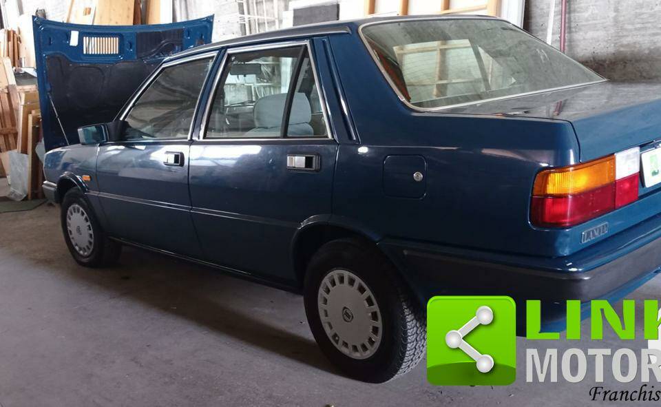 Bild 4/10 von Lancia Prisma 1.5 LX (1988)