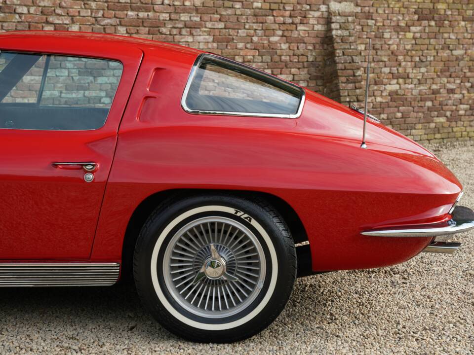 Image 46/50 of Chevrolet Corvette Sting Ray (1963)