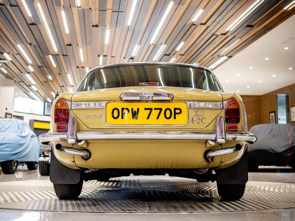 Image 19/50 de Jaguar XJ 6 C 4.2 (1975)