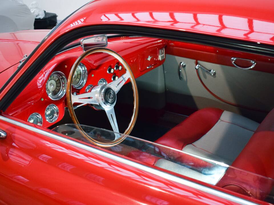 Afbeelding 2/13 van Alfa Romeo 1900 C Super Sprint Touring (1955)