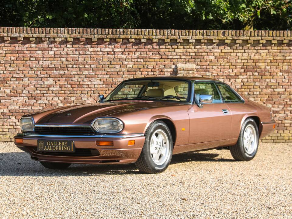 Obraz 24/50 pojazdu Jaguar XJS 4.0 (1994)